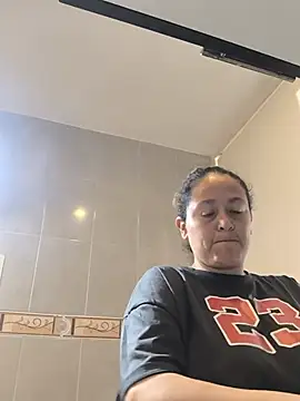Snapshot of _luisaeliza_ chatting on 07-08-26, 04:55 luisaeliza online show from 07-08-26, 04:55