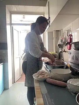 Youyou 12 online show from 03-11-26, 01:11