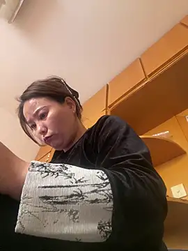 Youyou 12 online show from 03-13-26, 07:15