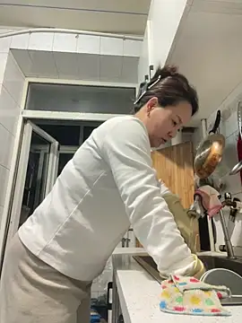 Youyou 12 online show from 03-23-26, 12:31