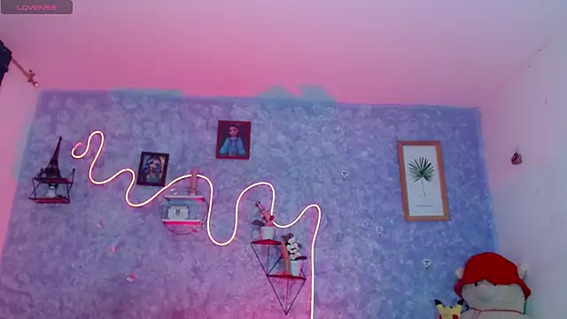 Everlin  Hot  online show from 03-16-26, 05:44