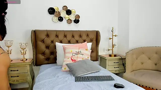 maria 09  online show from 04-07-26, 06:41