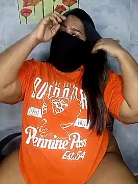 Snapshot of Cute_G chatting on 05-06-26, 11:54 Cute G online show from 05-06-26, 11:54