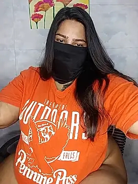 Snapshot of Cute_G chatting on 05-16-26, 07:23 Cute G online show from 05-16-26, 07:23