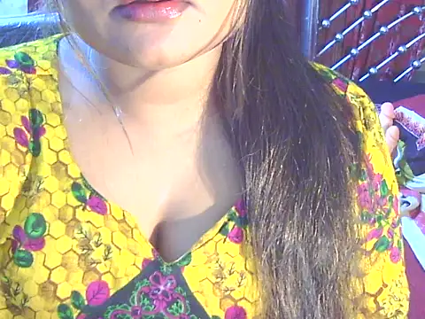 Snapshot of Nusrat_Faria chatting on 05-07-26, 12:54 Nusrat Faria online show from 05-07-26, 12:54