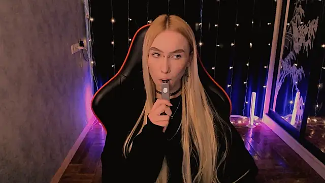 Snapshot of crybambi chatting on 02-27-26, 07:41 crybambi online show from 02-27-26, 07:41