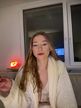 Snapshot of romyxxs chatting on 02-06-26, 08:01 romyxxs online show from 02-06-26, 08:01