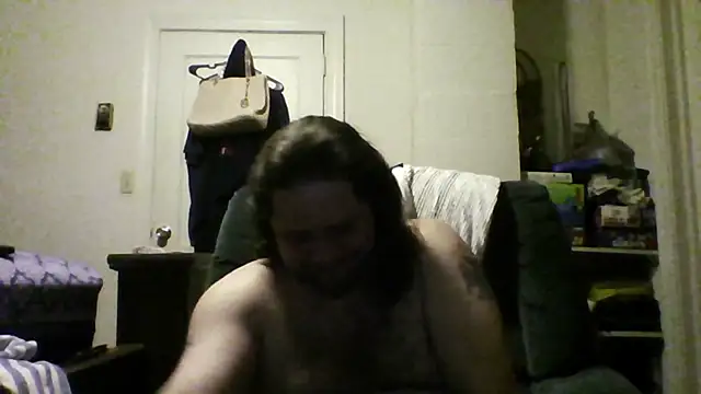 Snapshot of Demon2182 chatting on 02-25-26, 05:39 Demon2182 online show from 02-25-26, 05:39