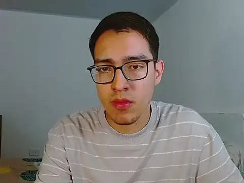 Snapshot of NickFin chatting on 04-20-26, 03:31 NickFin online show from 04-20-26, 03:31