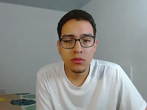 Snapshot of NickFin chatting on 04-26-26, 02:26 NickFin online show from 04-26-26, 02:26