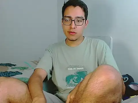 Snapshot of NickFin chatting on 05-04-26, 02:18 NickFin online show from 05-04-26, 02:18