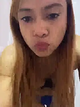 Snapshot of Samantha_rousse28 chatting on 02-13-26, 02:24 Samantha rousse28 online show from 02-13-26, 02:24