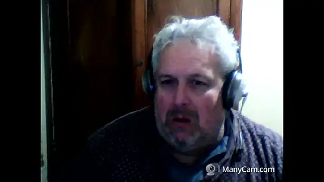 Snapshot of swichcassanesi chatting on 02-16-26, 09:00 swichcassanesi online show from 02-16-26, 09:00