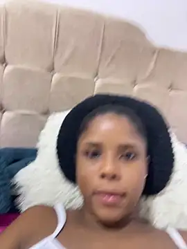 Snapshot of LIA_PARKERR chatting on 02-25-26, 02:10 LIA PARKERR online show from 02-25-26, 02:10