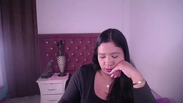 Snapshot of miafuegolatino chatting on 07-11-26, 01:30 miafuegolatino online show from 07-11-26, 01:30
