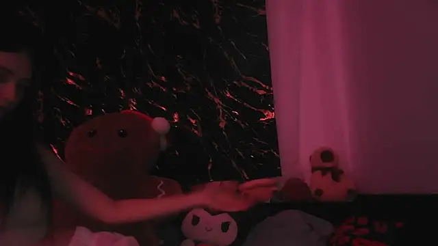 Snapshot of karlaluuvv chatting on 03-21-26, 05:27 karlaluuvv online show from 03-21-26, 05:27