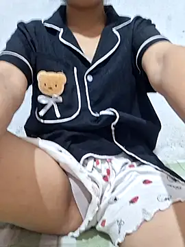 Mey mey2k3 online show from 04-22-26, 02:03