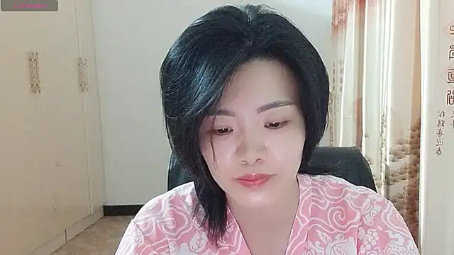 Snapshot of Nikishine chatting on 05-16-26, 02:27 Nikishine online show from 05-16-26, 02:27