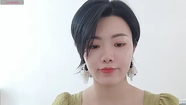 Snapshot of Nikishine chatting on 05-31-26, 05:37 Nikishine online show from 05-31-26, 05:37