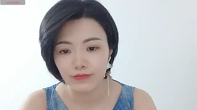 Snapshot of Nikishine chatting on 06-04-26, 06:08 Nikishine online show from 06-04-26, 06:08