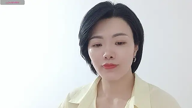Snapshot of Nikishine chatting on 06-09-26, 06:47 Nikishine online show from 06-09-26, 06:47