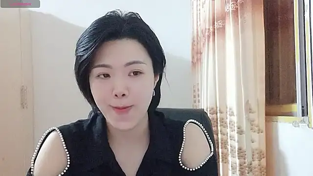 Snapshot of Nikishine chatting on 06-18-26, 12:53 Nikishine online show from 06-18-26, 12:53