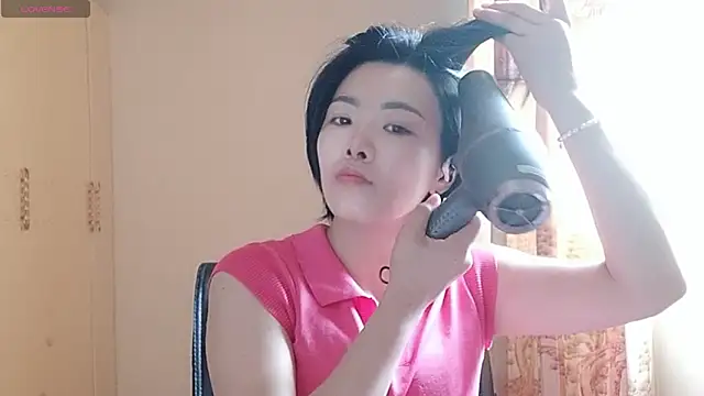 Snapshot of Nikishine chatting on 06-19-26, 03:11 Nikishine online show from 06-19-26, 03:11