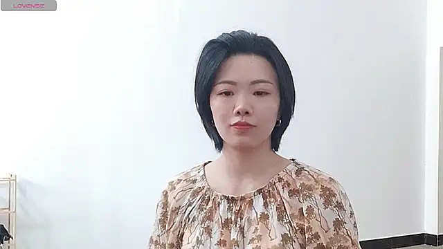 Snapshot of Nikishine chatting on 07-25-26, 05:38 Nikishine online show from 07-25-26, 05:38
