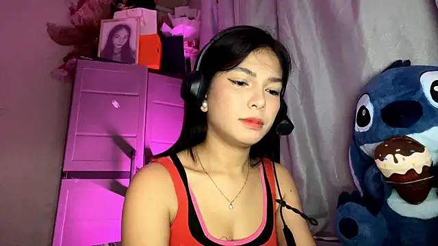 ConstancePorrini online show from 02-16-26, 10:33