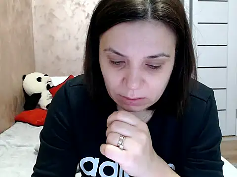 Snapshot of LorraGrey chatting on 02-09-26, 06:50 LorraGrey online show from 02-09-26, 06:50