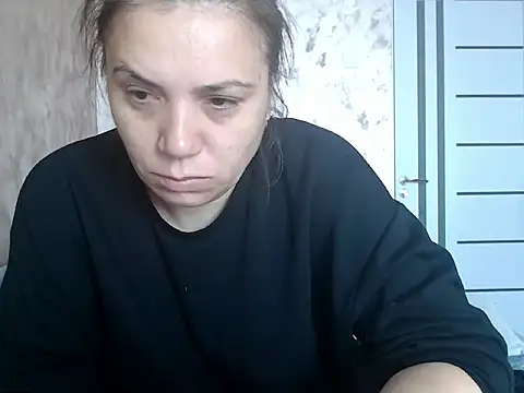 LorraGrey online show from 05-18-26, 06:19