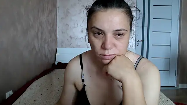 LorraGrey online show from 07-02-26, 06:30