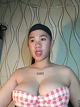Snapshot of morena_joy69 chatting on 06-07-26, 03:16 morena joy69 online show from 06-07-26, 03:16