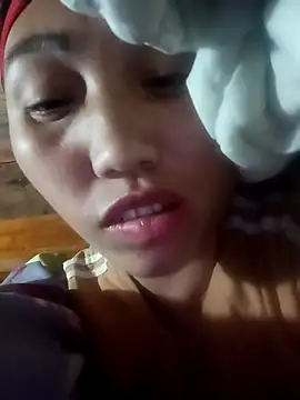 Snapshot of hot-luna- chatting on 02-14-26, 12:35 hot-luna- online show from 02-14-26, 12:35