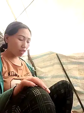 Snapshot of hot-luna- chatting on 02-24-26, 01:14 hot-luna- online show from 02-24-26, 01:14