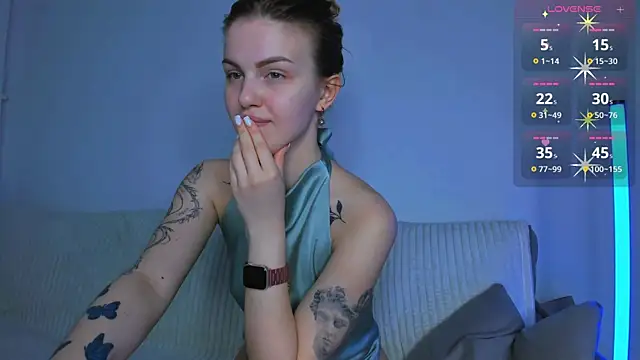 Snapshot of AkylinaGold chatting on 05-21-26, 09:33 AkylinaGold online show from 05-21-26, 09:33