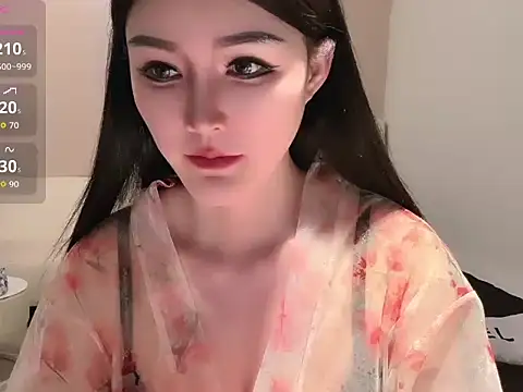 Snapshot of Tender- chatting on 04-08-26, 02:50 Tender- online show from 04-08-26, 02:50