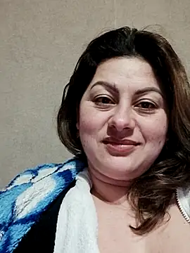 Snapshot of Soli9999 chatting on 02-10-26, 03:54 Soli9999 online show from 02-10-26, 03:54