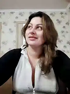 Snapshot of Soli9999 chatting on 02-15-26, 02:14 Soli9999 online show from 02-15-26, 02:14