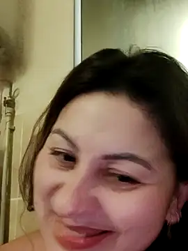 Snapshot of Soli9999 chatting on 02-19-26, 05:42 Soli9999 online show from 02-19-26, 05:42