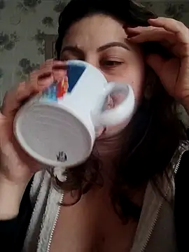 Snapshot of Soli9999 chatting on 02-22-26, 05:19 Soli9999 online show from 02-22-26, 05:19