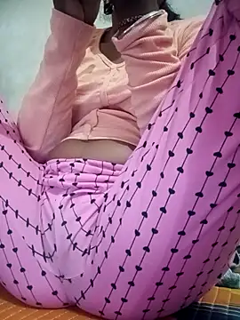 Snapshot of reet_sen03 chatting on 02-16-26, 11:17 reet sen03 online show from 02-16-26, 11:17