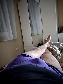 Snapshot of latya111 chatting on 02-04-26, 08:36 latya111 online show from 02-04-26, 08:36