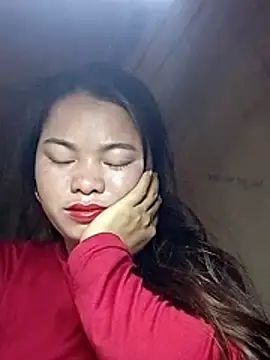 emlylyxinh online show from 02-08-26, 08:01