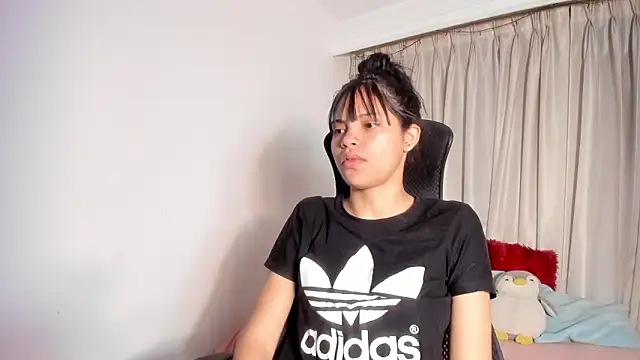 kendall hernandez online show from 02-06-26, 02:20