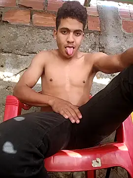 Snapshot of NikoHot_anatole chatting on 02-11-26, 12:43 NikoHot anatole online show from 02-11-26, 12:43