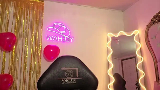 Snapshot of MILAH_TAY chatting on 02-17-26, 11:40 MILAH TAY online show from 02-17-26, 11:40