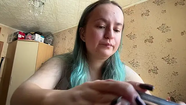 Bubblegum Tempt online show from 03-07-26, 07:05