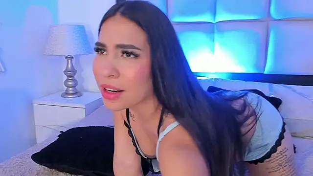 Snapshot of SussyFox chatting on 02-13-26, 12:23 SussyFox online show from 02-13-26, 12:23