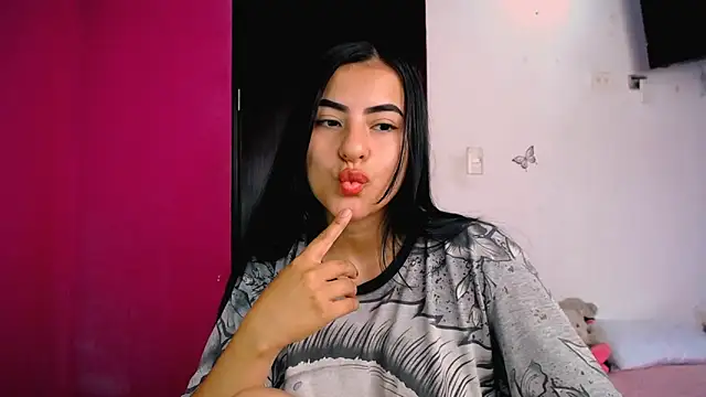 charlotte petit  online show from 02-24-26, 05:00